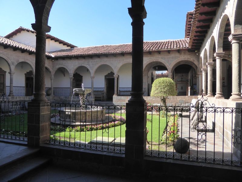 Since the 19th century it's been described as the site of the Inca Roca's palace. He, however, is a legendary figure, not a historical one, 